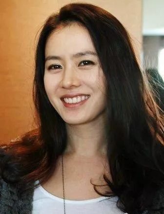 韩国美女明星排行榜 这7位美女确实养眼-第7张图片-爱薇女性网
