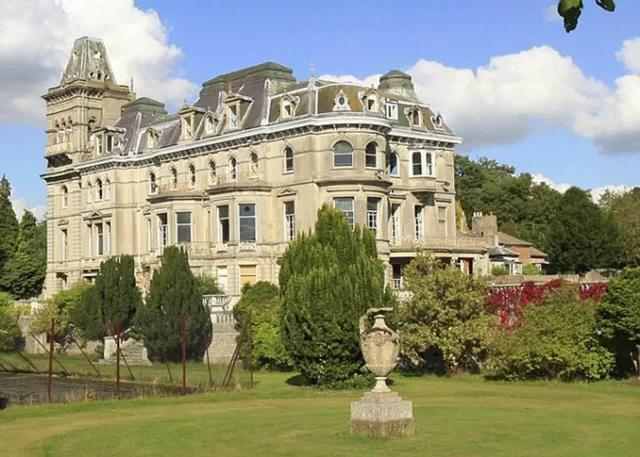 世界上最贵的房子排行榜，英国白金汉宫价值15.5亿美元-第5张图片-爱薇女性网